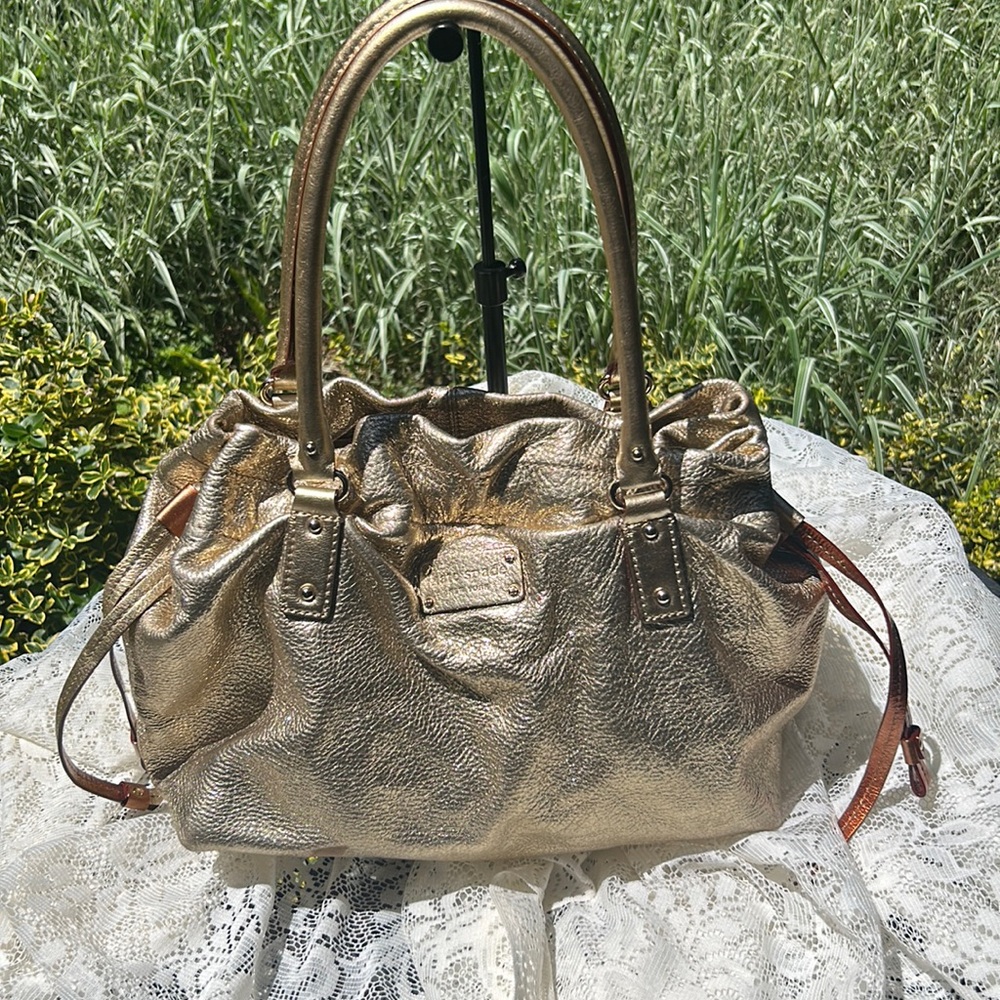 Kate Spade ♠️ Shimmery Gold Leather Drawstring Closure Shoulder Bag